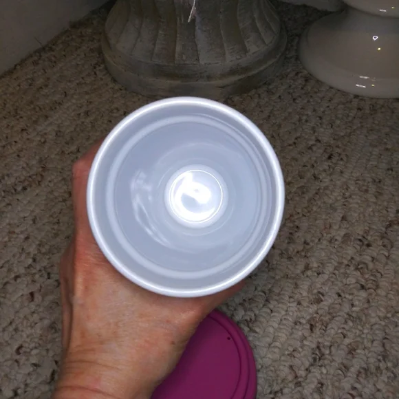 Disney Store Rare Fuschia/Pink Cheshire Cat Porcelain Travel Mug - Picture 5 of 7